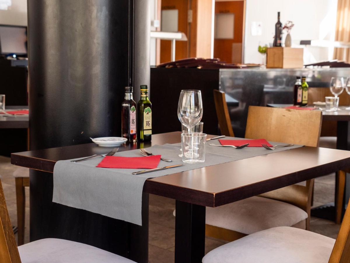 Aparthotel Siente Boi & Spa Pla de l'Ermita Eksteriør billede