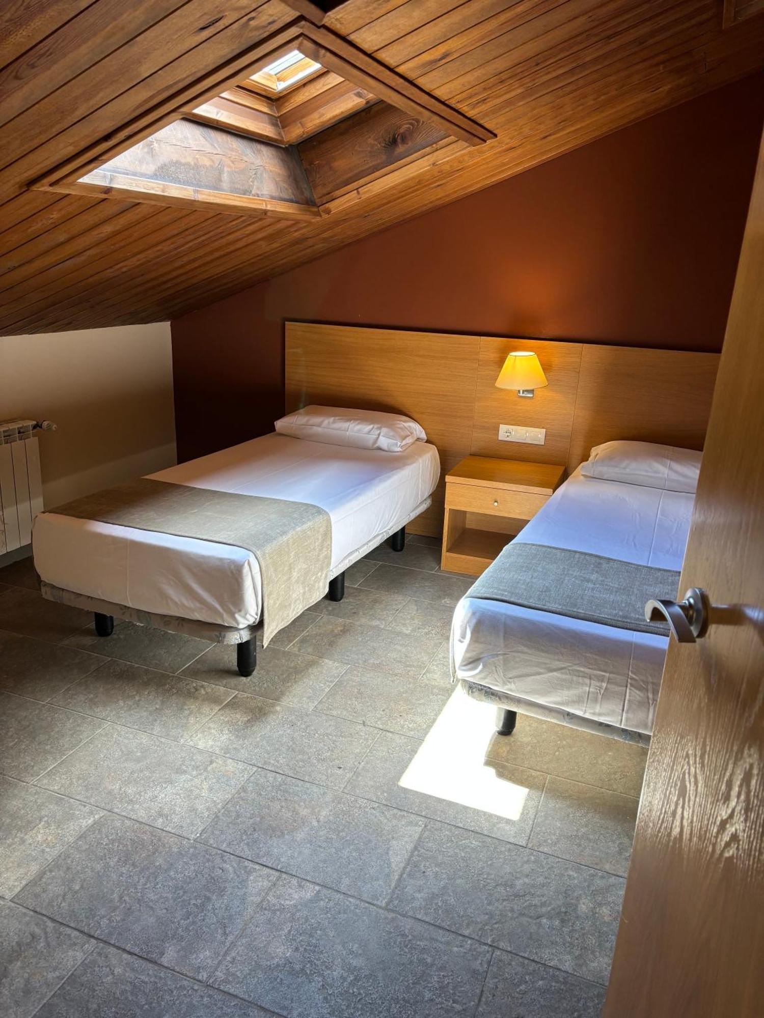 Aparthotel Siente Boi & Spa Pla de l'Ermita Eksteriør billede