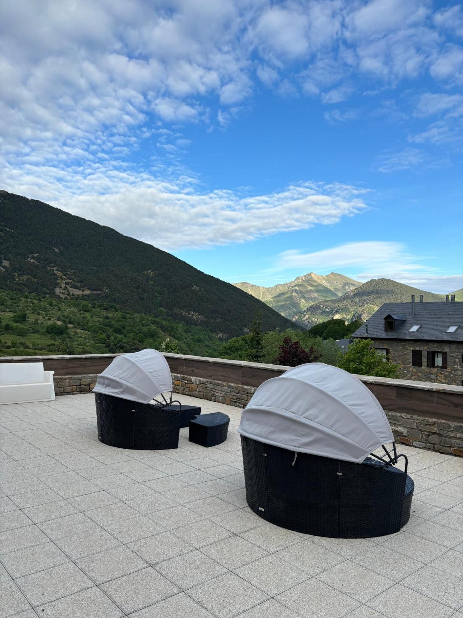Aparthotel Siente Boi & Spa Pla de l'Ermita Eksteriør billede